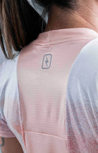 Cargar imagen en el visor de la galería, CAMISETA WOMAN ESSENCE