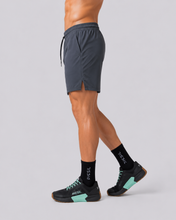 Cargar imagen en el visor de la galería, Pantaloneta Crossfity Basica 3.0 Gris Oscuro Con cordon