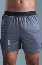 Cargar imagen en el visor de la galería, PANTALONETA RUNNING VIVE BLACK MAN