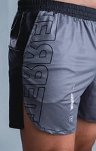 Cargar imagen en el visor de la galería, PANTALONETA RUNNING VIVE BLACK MAN