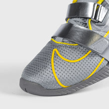 Cargar imagen en el visor de la galería, NIKE ROMALEOS 4 – Wolf Grey/Lightening Caballero**⚠️ ** NO APLICA CAMBIO POR TALLA