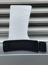 Cargar imagen en el visor de la galería, Grips (Calleras) URSUS Sin Hueco LIVE4WOD Turquesa (No necesitan magnesio)