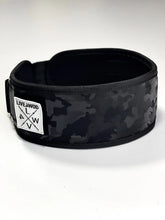Cargar imagen en el visor de la galería, CINTURÓN CON PARCHE - CAMO NEGRO V3