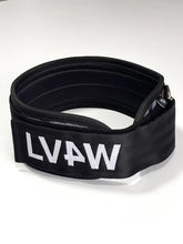 Cargar imagen en el visor de la galería, CINTURÓN CON PARCHE - GEOMÉTRICO