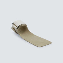 Cargar imagen en el visor de la galería, Calleras Picsil Heron Grips Ivory Edition