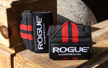 Cargar imagen en el visor de la galería, Muñequeras Elásticas Rogue Negro / Rojo