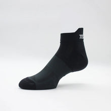 Cargar imagen en el visor de la galería, Medias Tobilleras Deportivas Gray BNH Hermes Socks 3pack
