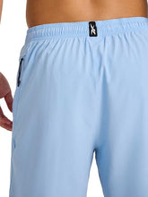 Cargar imagen en el visor de la galería, Pantaloneta Reebok Glider Running 7"  Hombre | Stretch | Regular Fit |  Azul Celeste
