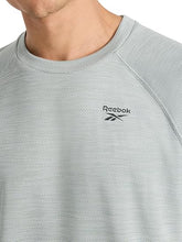 Cargar imagen en el visor de la galería, Reebok Chinois Camiseta Dry Fit Hombre Verde Jaspeado | Manga Corta | Regular Fit
