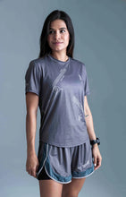 Cargar imagen en el visor de la galería, CAMISETA WOMEN REFLEX IRON
