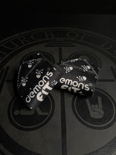 Cargar imagen en el visor de la galería, ELASTIC WRIST WRAPS SKULLS LABS
