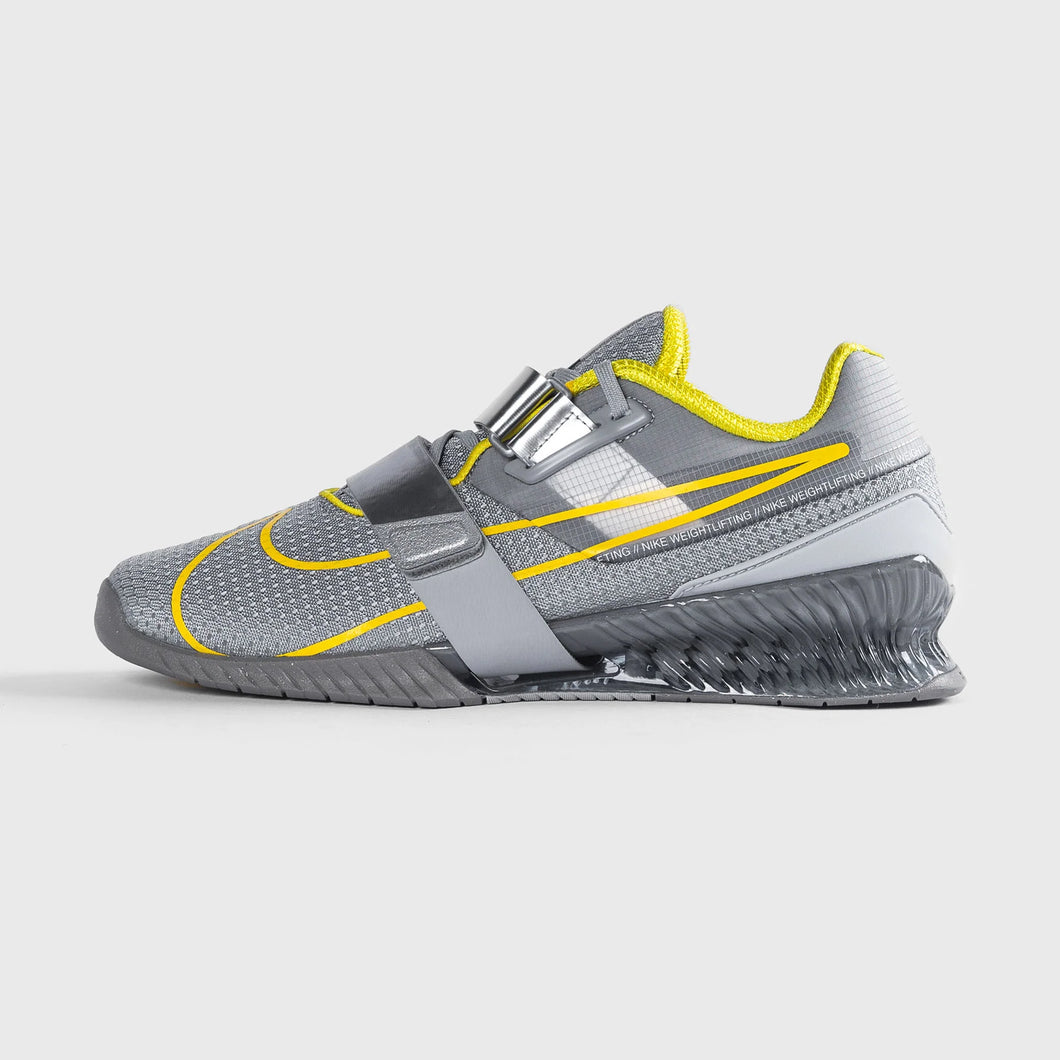 NIKE ROMALEOS 4 – Wolf Grey/Lightening Caballero**⚠️ ** NO APLICA CAMBIO POR TALLA