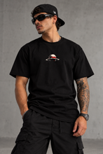 Cargar imagen en el visor de la galería, Camiseta Monkey D. Luffy- Negro/Blanco/Rojo - Tela Fria
