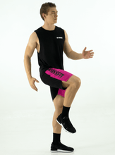 Cargar imagen en el visor de la galería, Pantaloneta No Rules Crossfit Magenta / Negro 3.0
