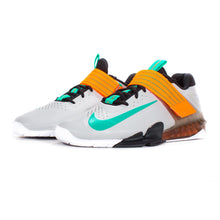 Cargar imagen en el visor de la galería, Nike Savaleos Weightlifting Shoes - Grey Fog / Clear Emerald Caballero (NO TIENE CAMBIO)

