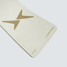 Cargar imagen en el visor de la galería, Calleras Picsil Heron Grips Ivory Edition
