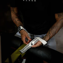 Cargar imagen en el visor de la galería, Wargo Lifting Straps PIXEL BLANCO
