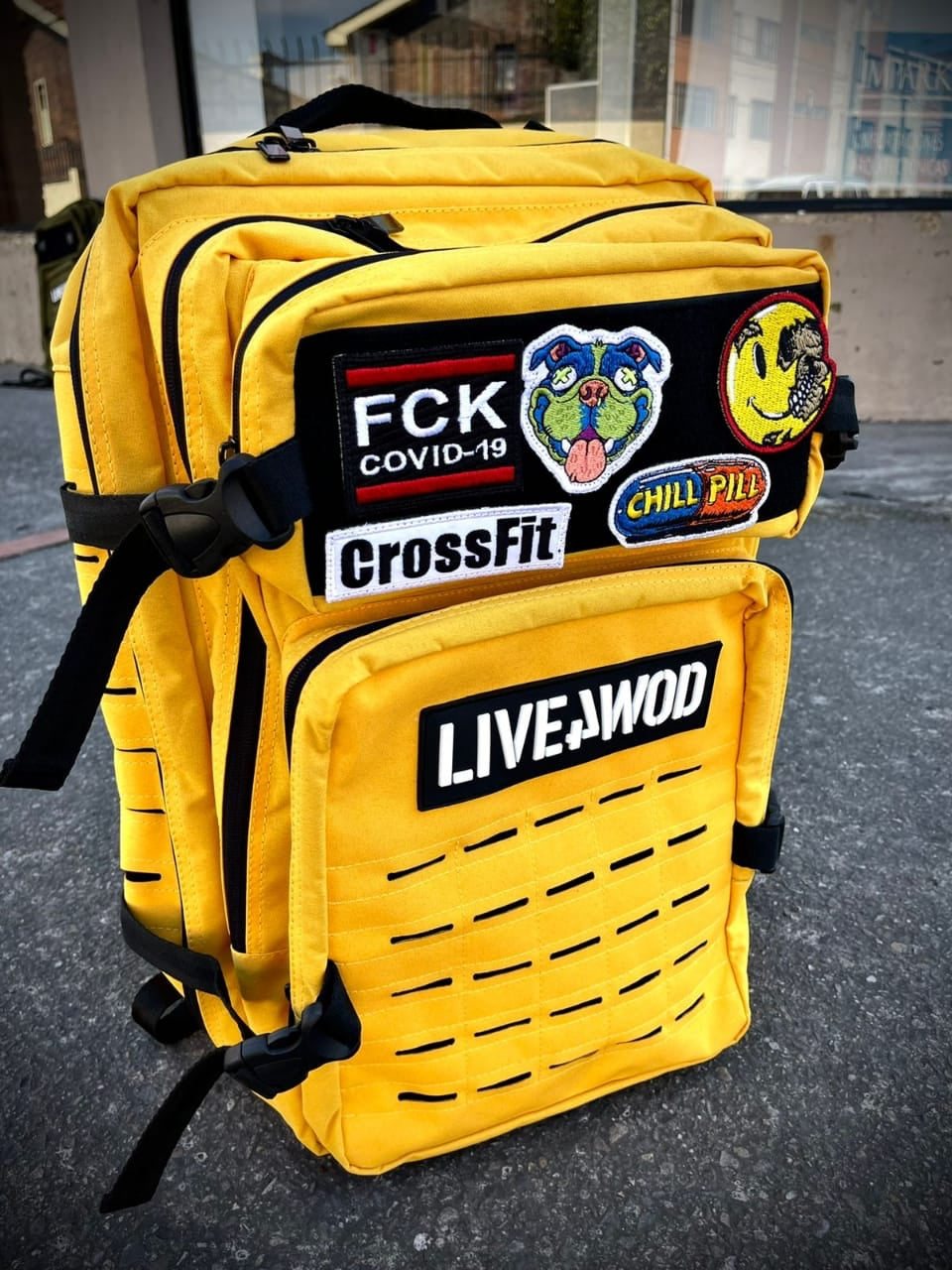 Morral Tactico LIVE4WOD 45 LITROS Amarillo (no incluye parches)