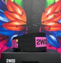 Cargar imagen en el visor de la galería, Cinturon 2WOD Unisex Black/Pink Edition 2.0
