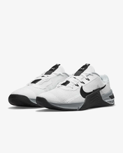 Cargar imagen en el visor de la galería, Nike Metcon 7
